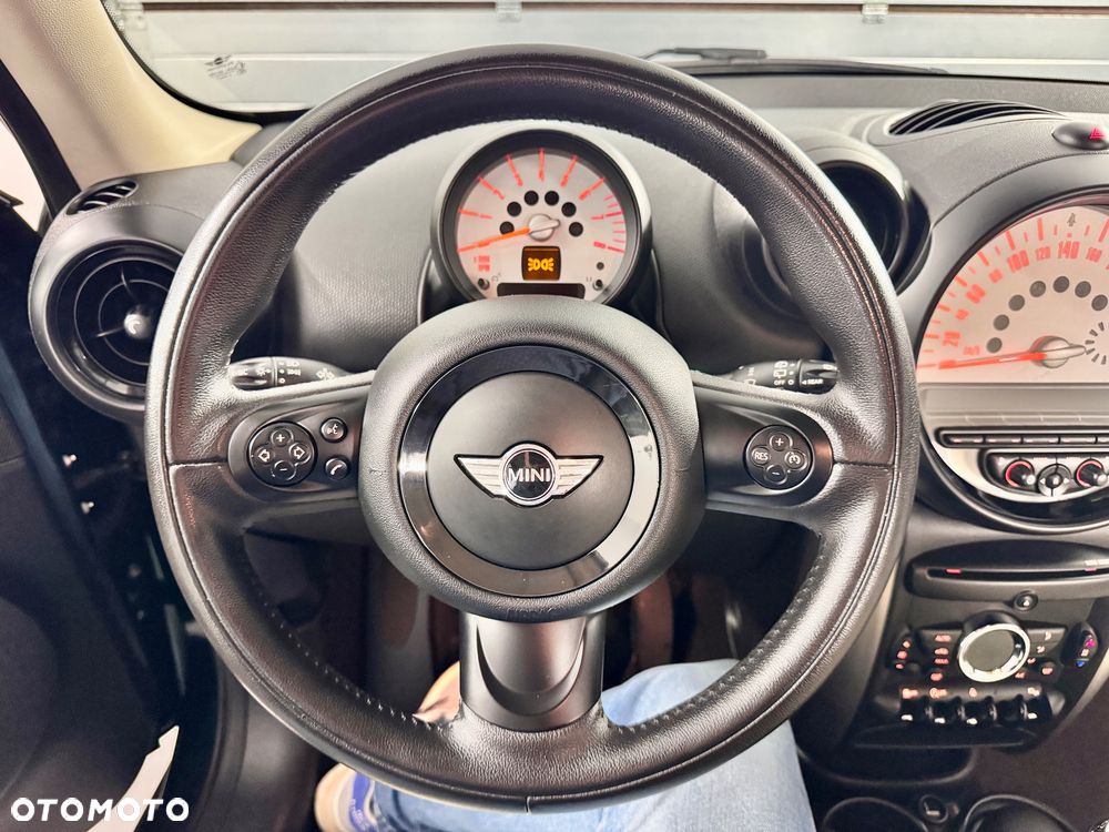 MINI Countryman One - 24