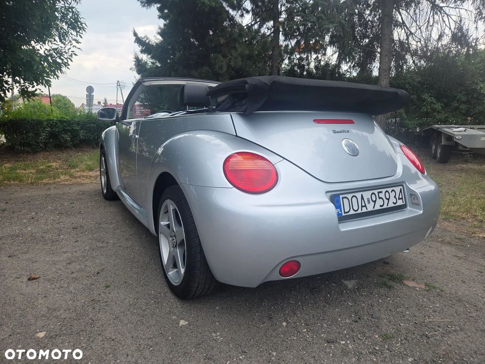 Volkswagen New Beetle 2.0 - 10