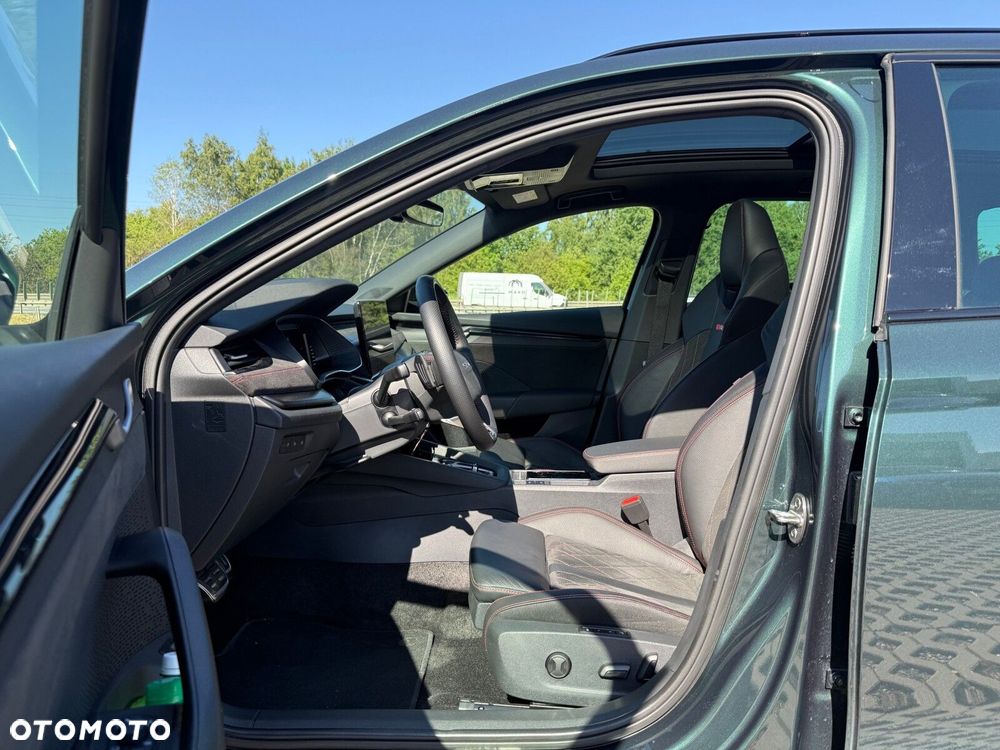 Skoda Octavia 2.0 TSI RS DSG - 10