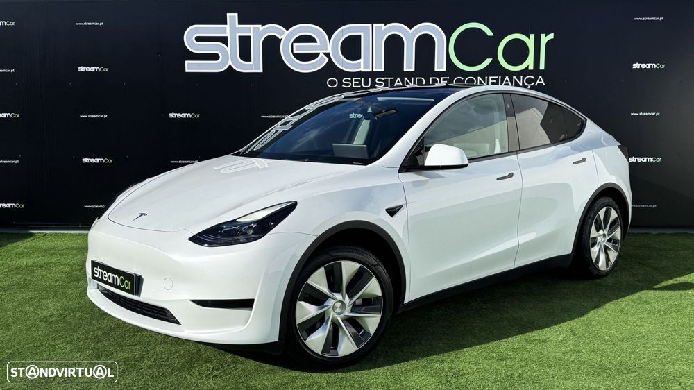 Tesla Model Y Standard - 1