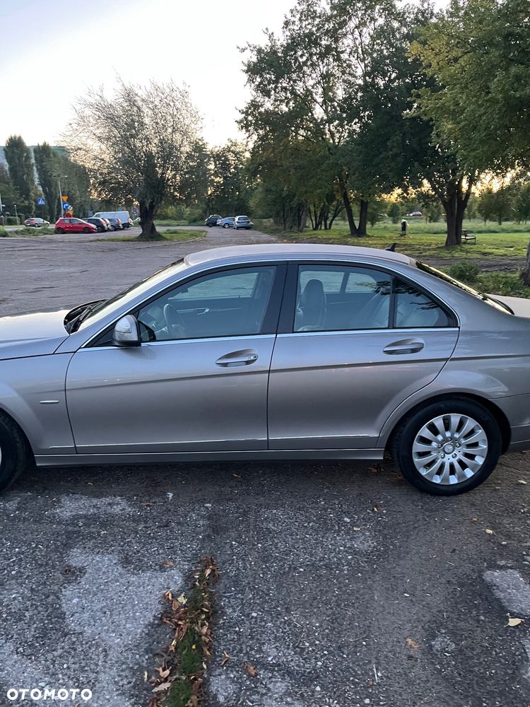 Mercedes-Benz Klasa C - 19