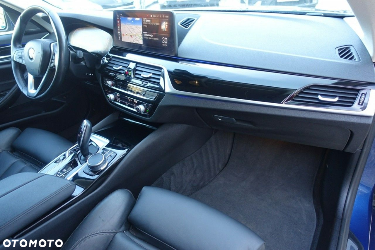 BMW Seria 5 - 23