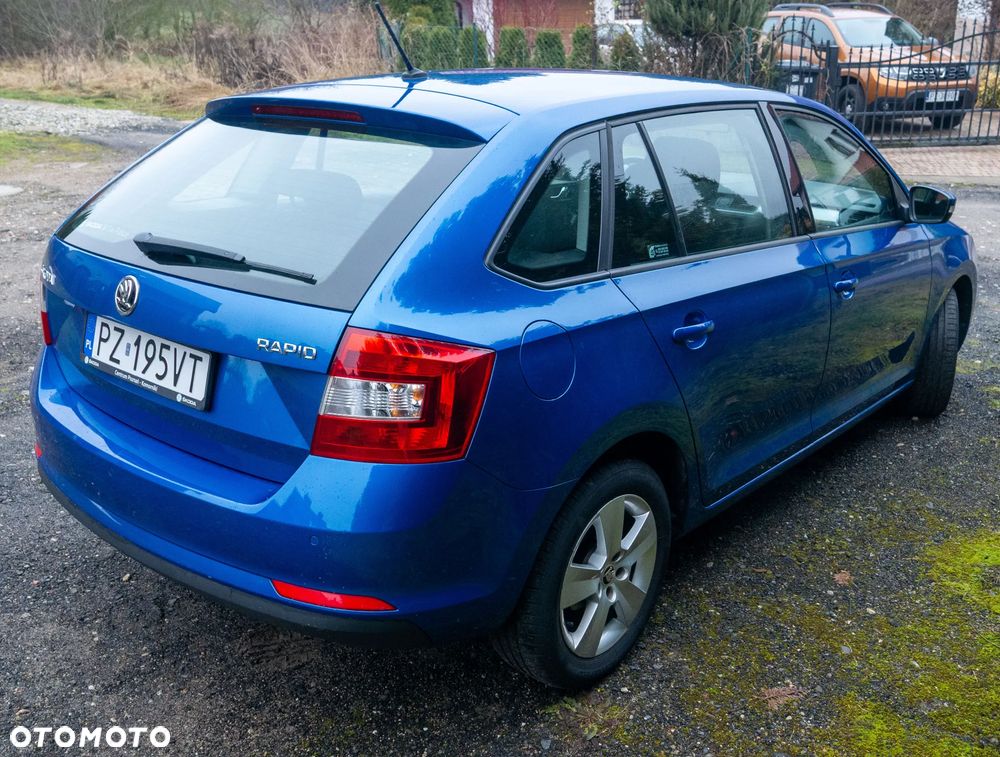Skoda RAPID Spb 1.2 TSI Active - 10