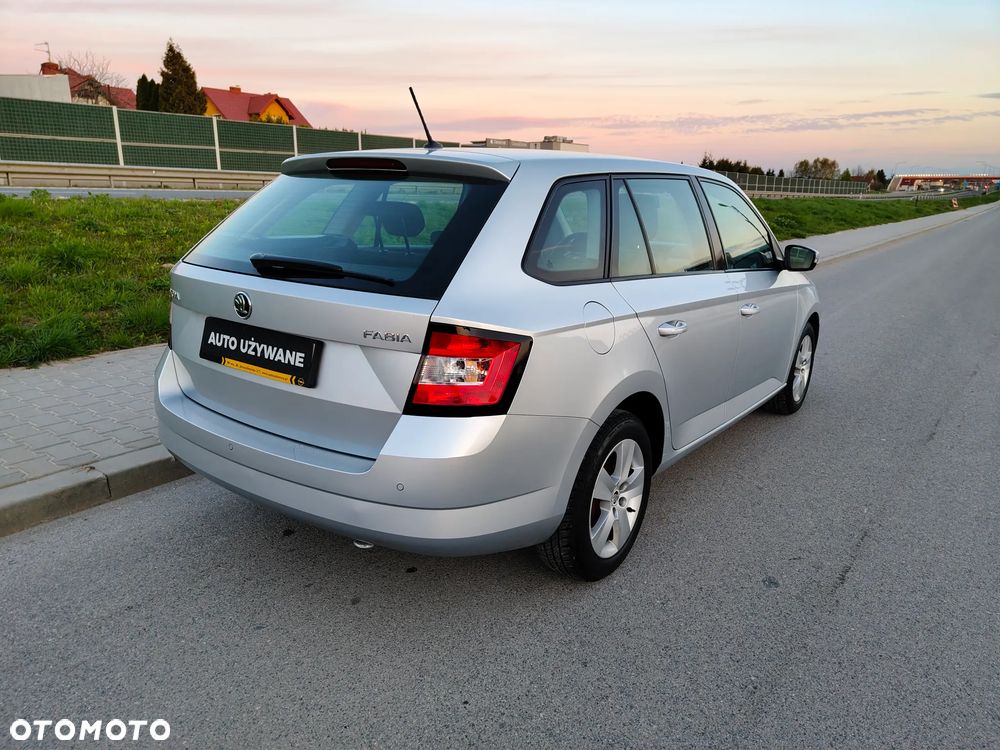 Skoda Fabia 1.2 TSI Ambition - 35