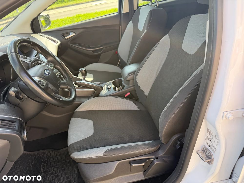 Ford Focus 1.6 EcoBoost Gold X (Trend) - 8