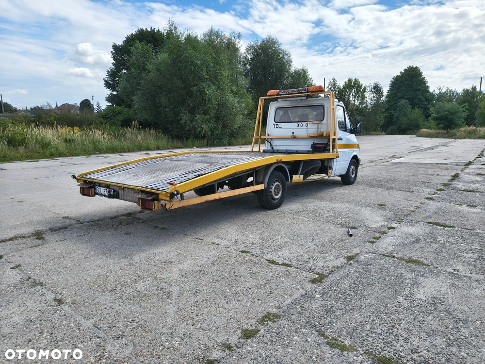 Mercedes-Benz Sprinter - 7