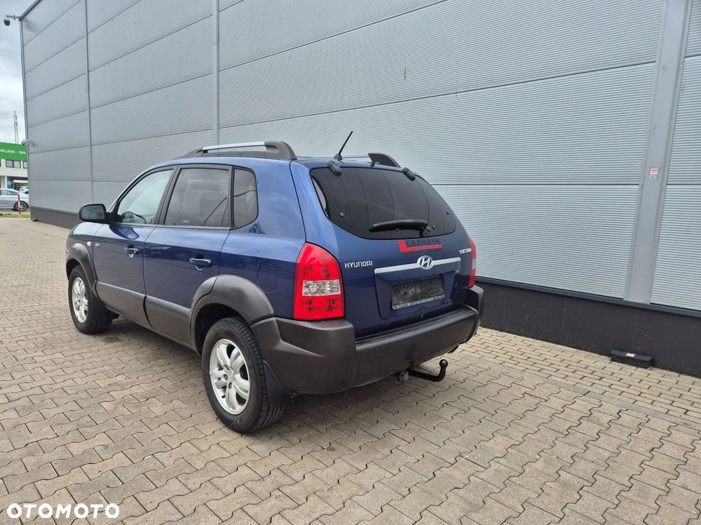 Hyundai Tucson 2.0 4WD GLS - 11