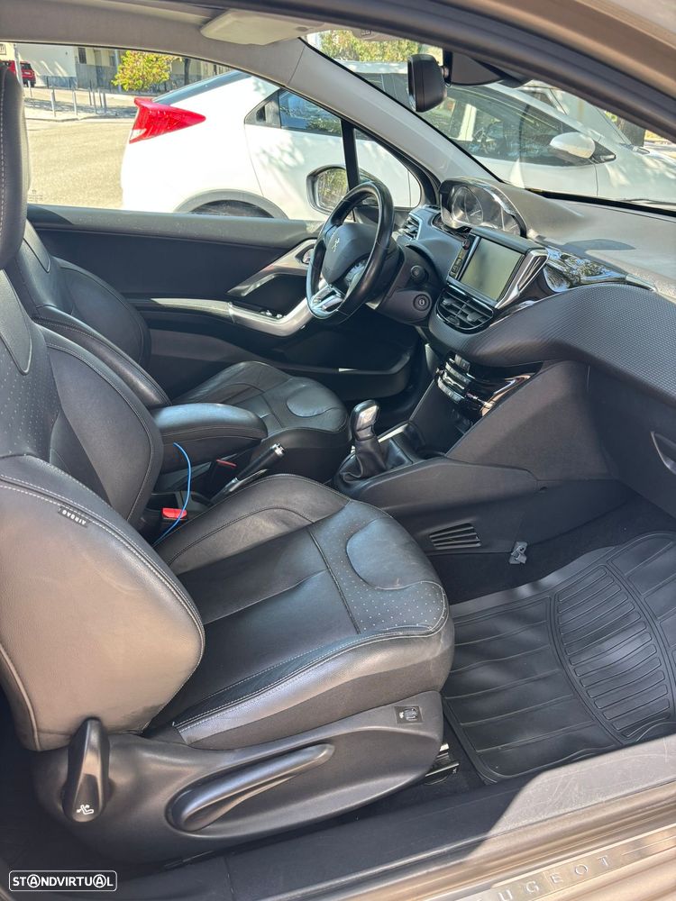Peugeot 208 1.6 BlueHDi Active - 9