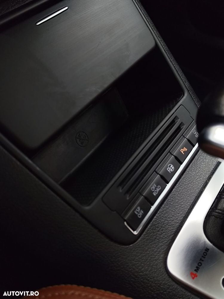 Volkswagen Tiguan - 11