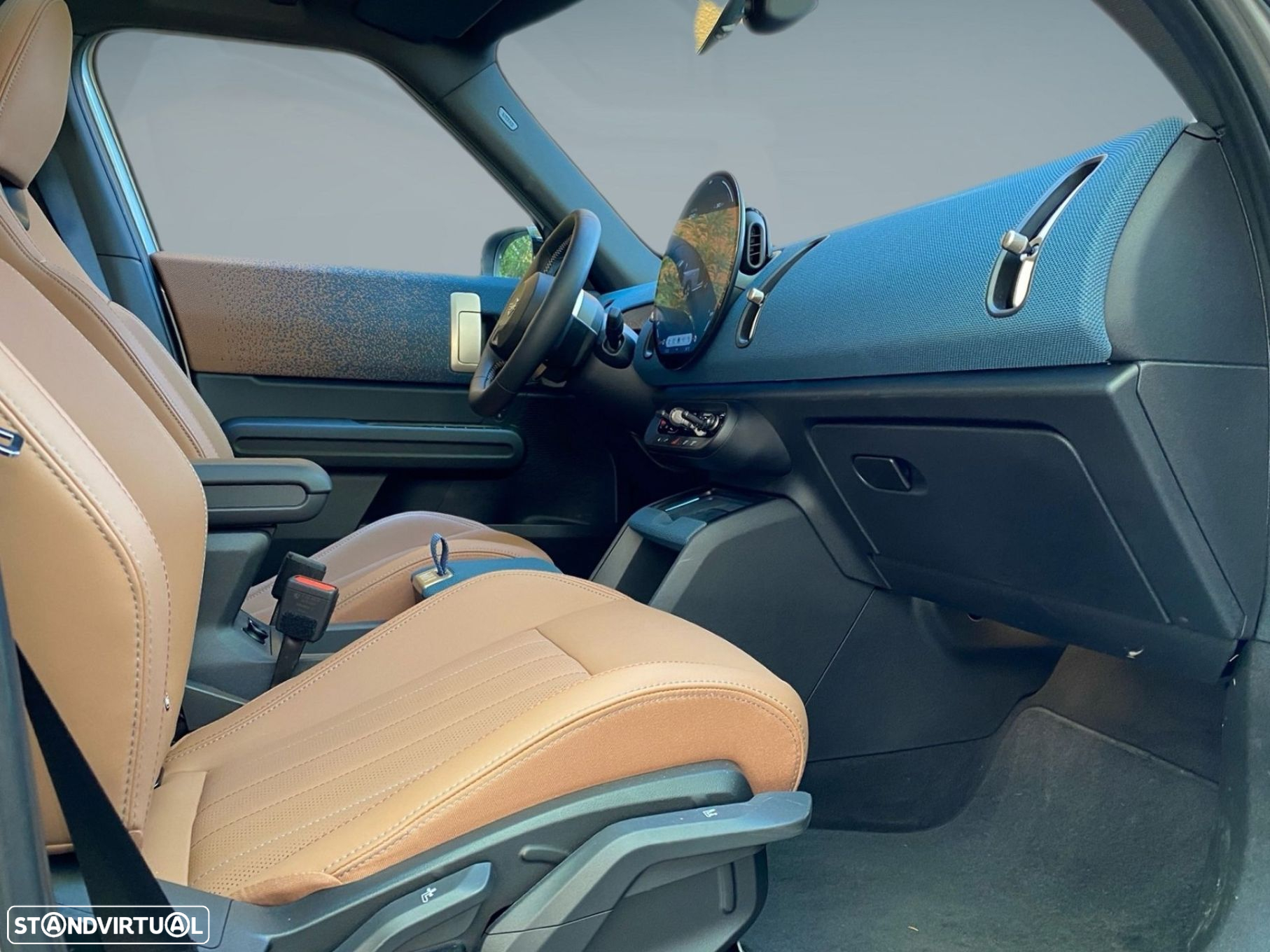 MINI Countryman SE Favoured M - 16