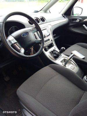 Ford Galaxy 2.0 Concept - 6