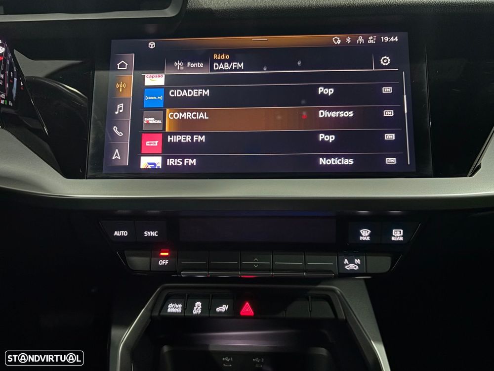 Audi A3 Sportback 45 TFSIe S line - 15