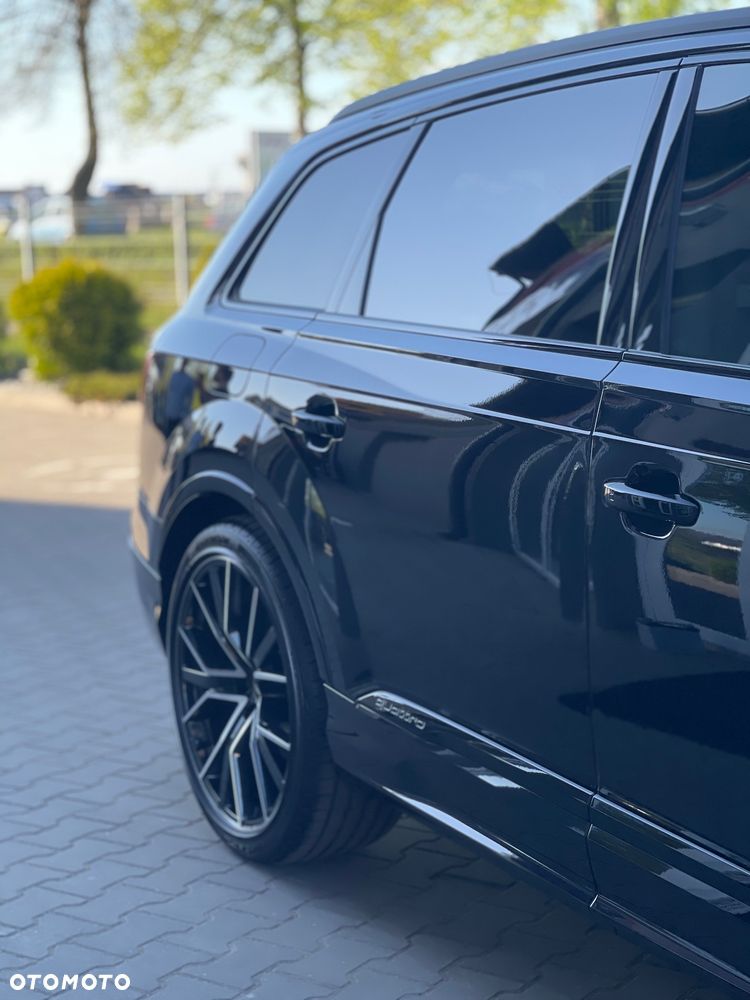 Audi Q7 50 TDI mHEV Quattro Black Edition Tiptr - 4
