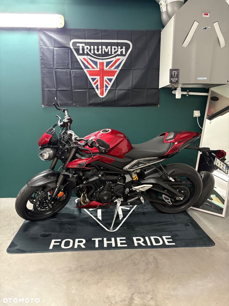 Triumph Street Triple - 2