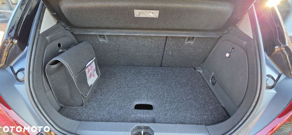 Opel Corsa 1.2 16V - 21