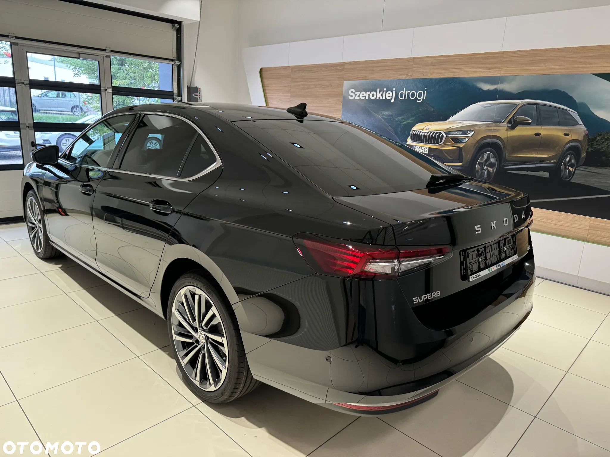 Skoda Superb 2.0 TDI SCR 4x4 L&K DSG - 4