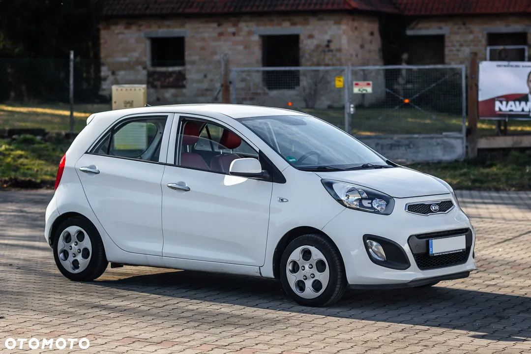 Kia Picanto 1.2 Fifa World Cup Edition - 8