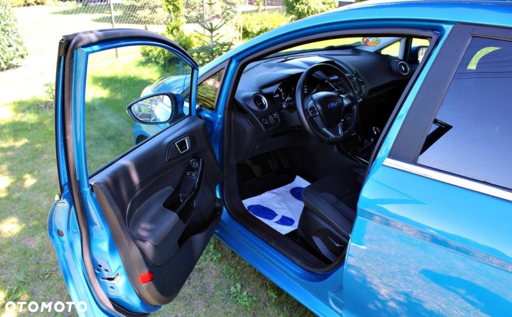 Ford Fiesta - 10