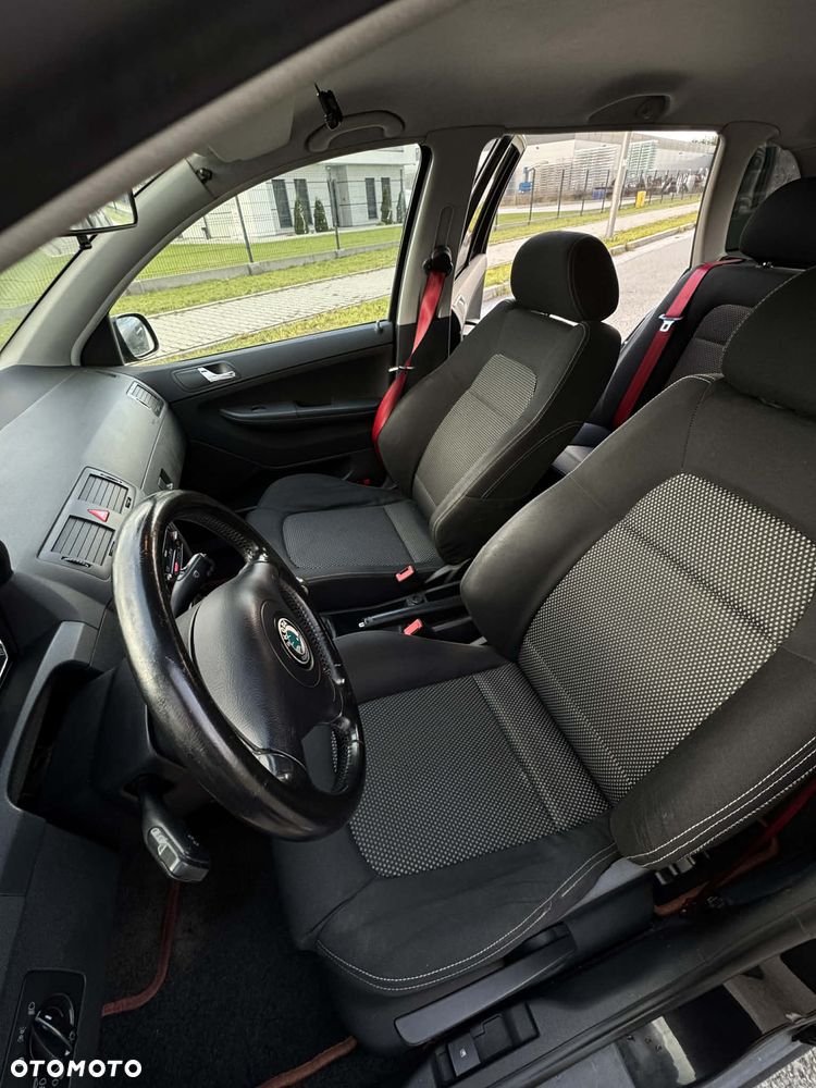 Skoda Fabia 1.4 16V Sportline - 5