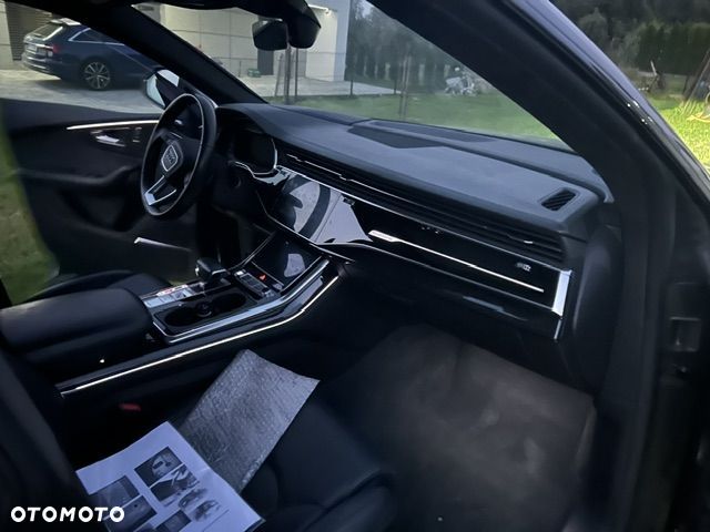 Audi Q8 55 TFSI mHEV Quattro Tiptronic - 9