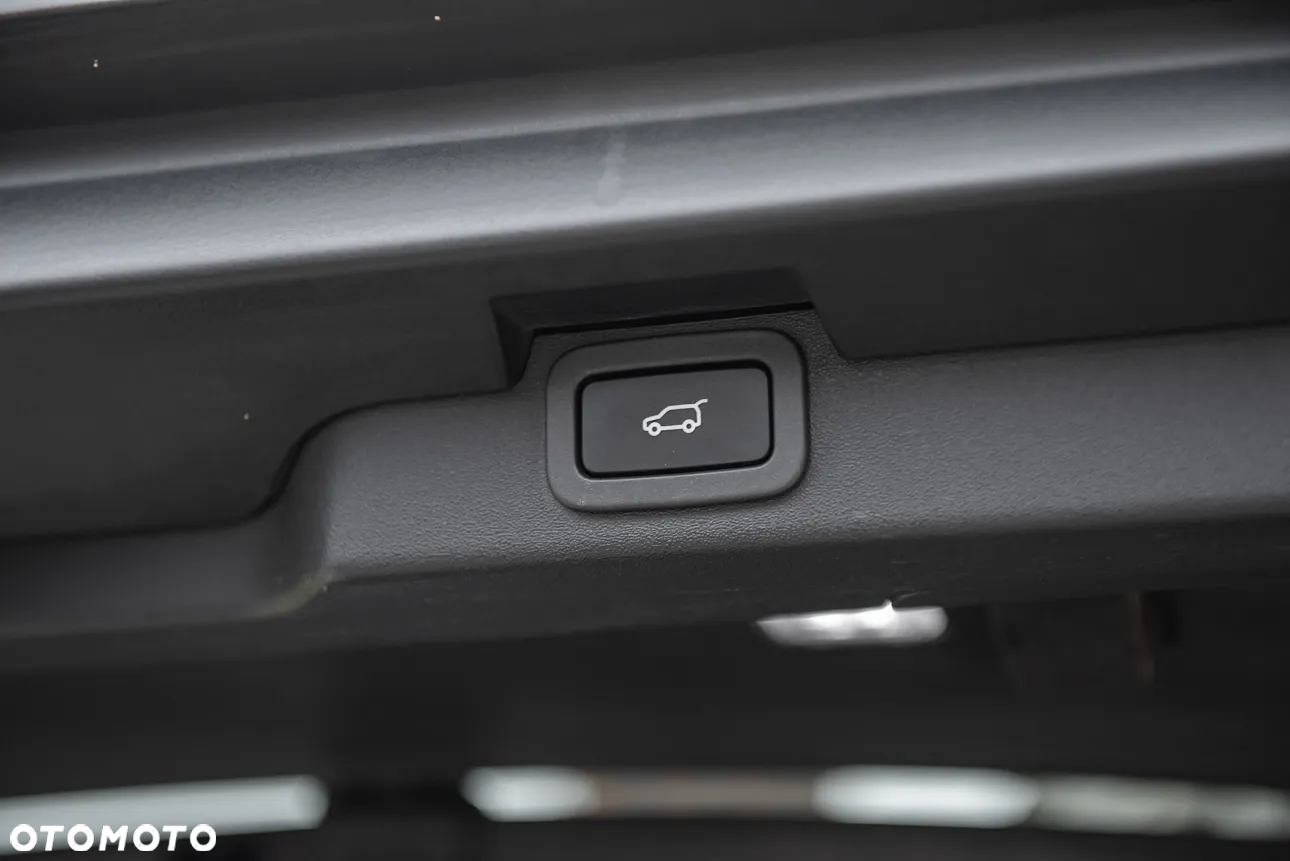 Land Rover Discovery - 6