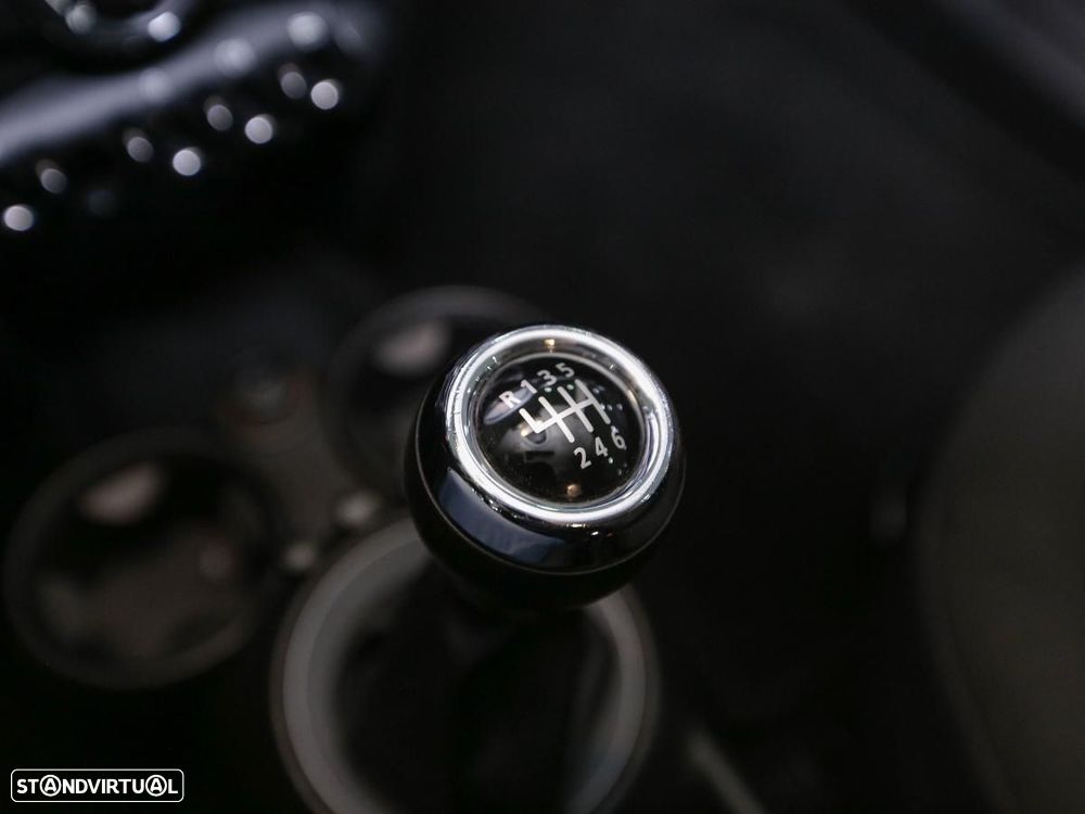 MINI 3 Portas Cooper D - 14