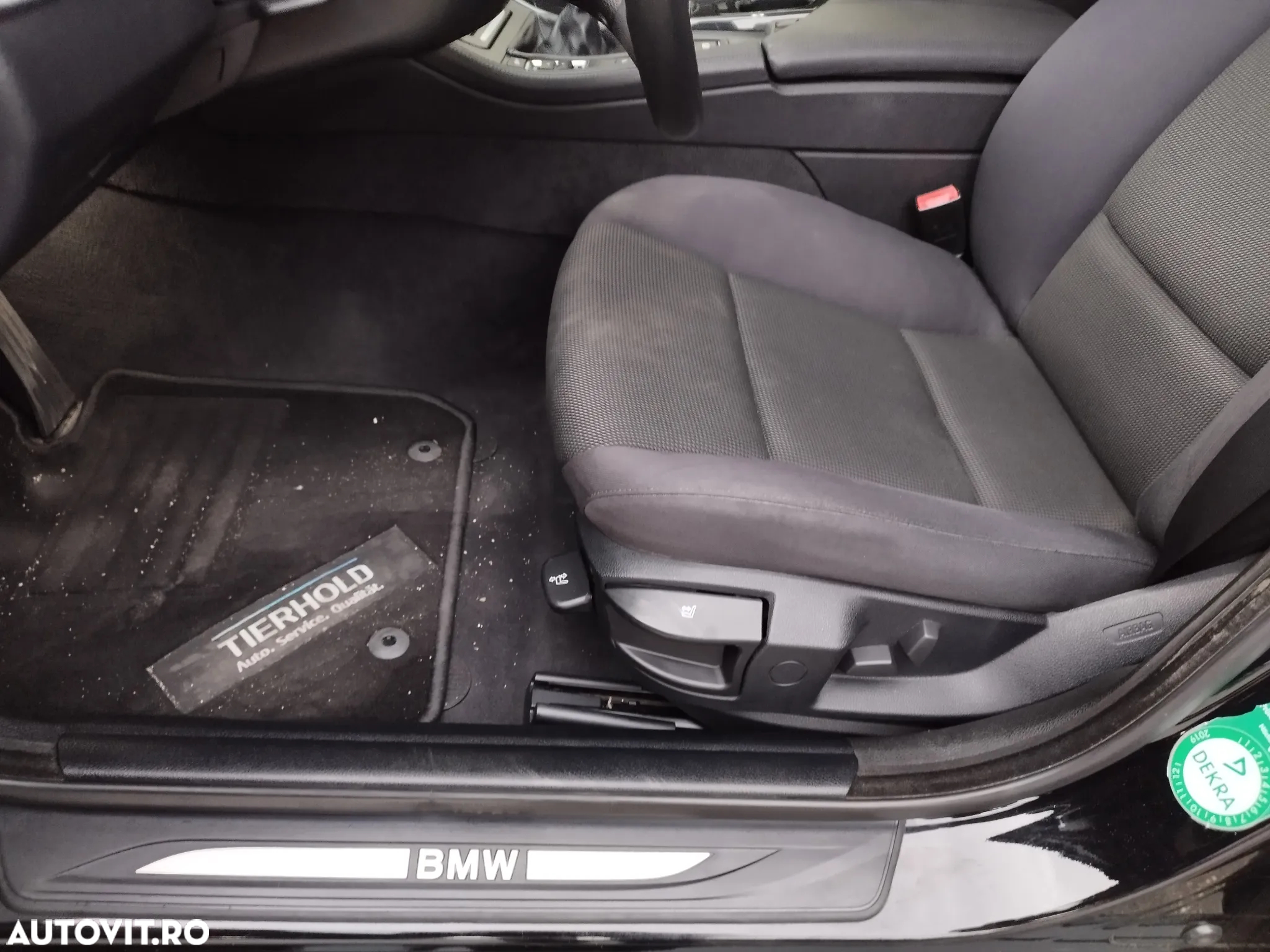 BMW Seria 5 520d Touring Blue Performance - 39