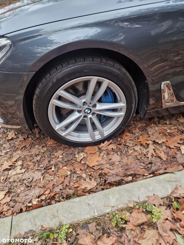 BMW Seria 7 750i - 4