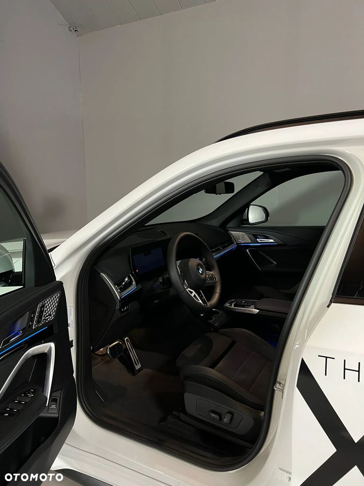 BMW X1 - 11