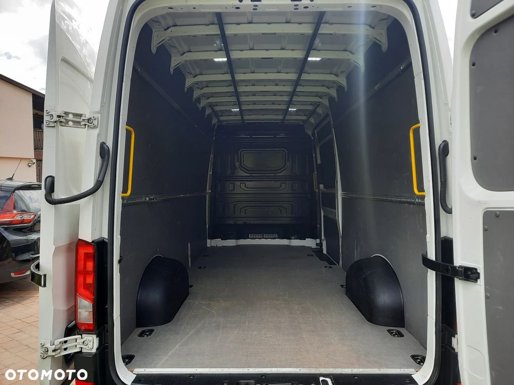 Volkswagen Crafter  - L4 H3 - 13