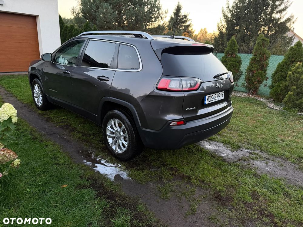 Jeep Cherokee - 5