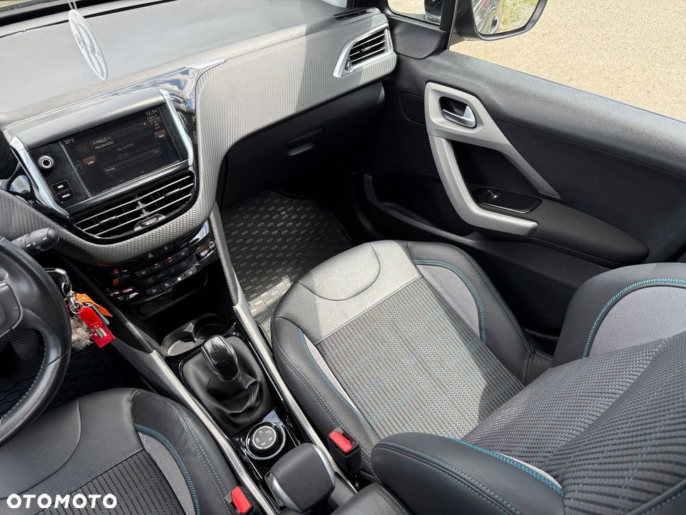 Peugeot 2008 1.2 Pure Tech Crossway S&S - 10