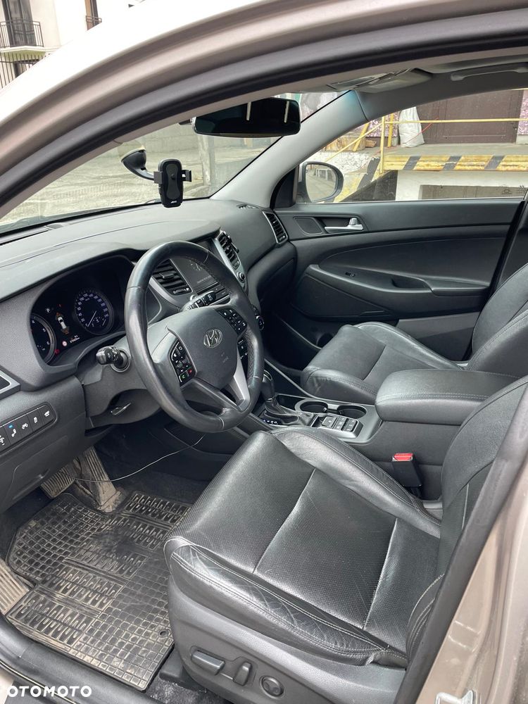 Hyundai Tucson - 6