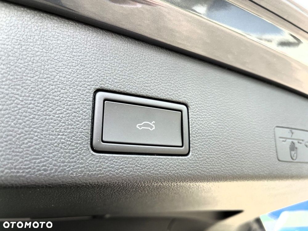 Volkswagen Golf Variant 1.5 eTSI mHEV Life Plus DSG - 30