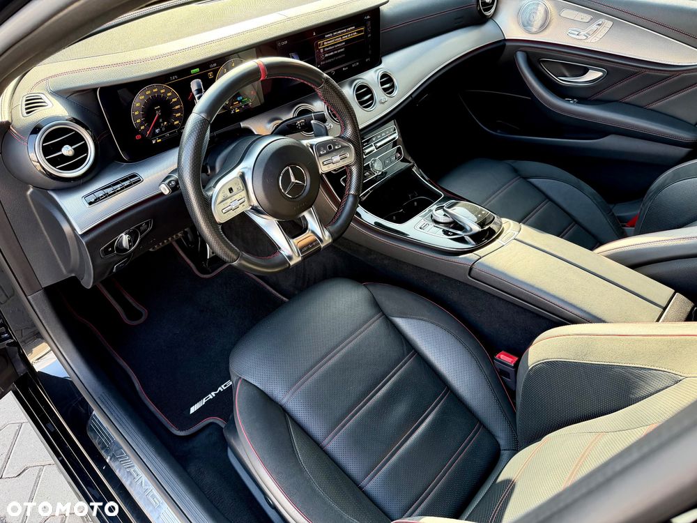 Mercedes-Benz Klasa E AMG 53 4-Matic+ - 23
