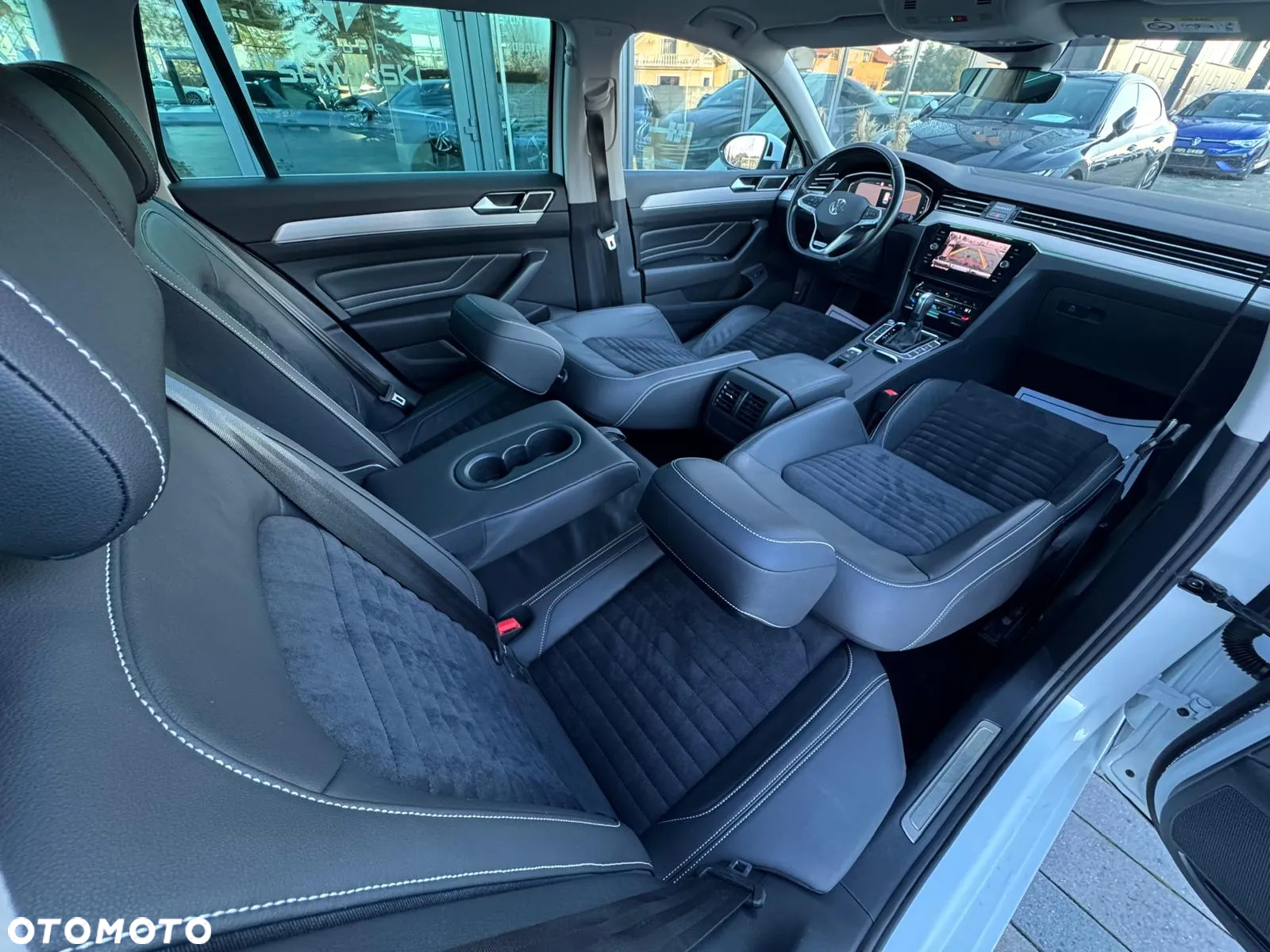 Volkswagen Passat 2.0 TDI 4Mot Elegance DSG - 16