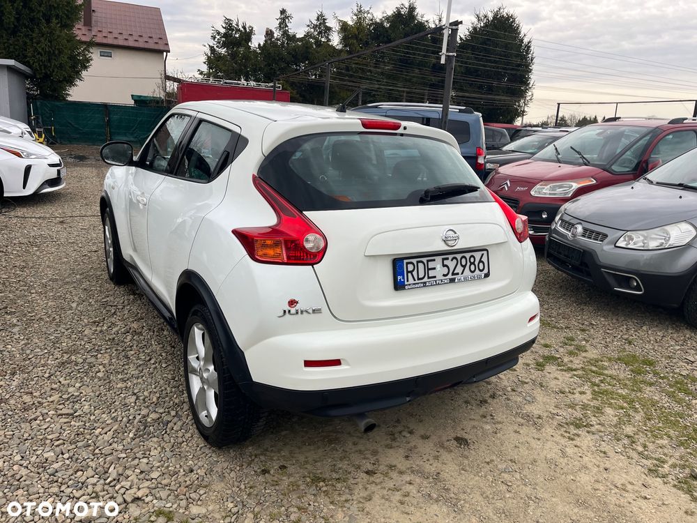 Nissan Juke 1.6 Acenta S&S - 11