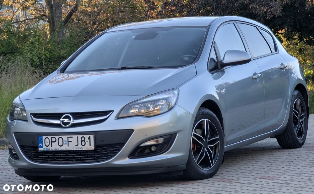 Opel Astra 1.4 T Enjoy - 21