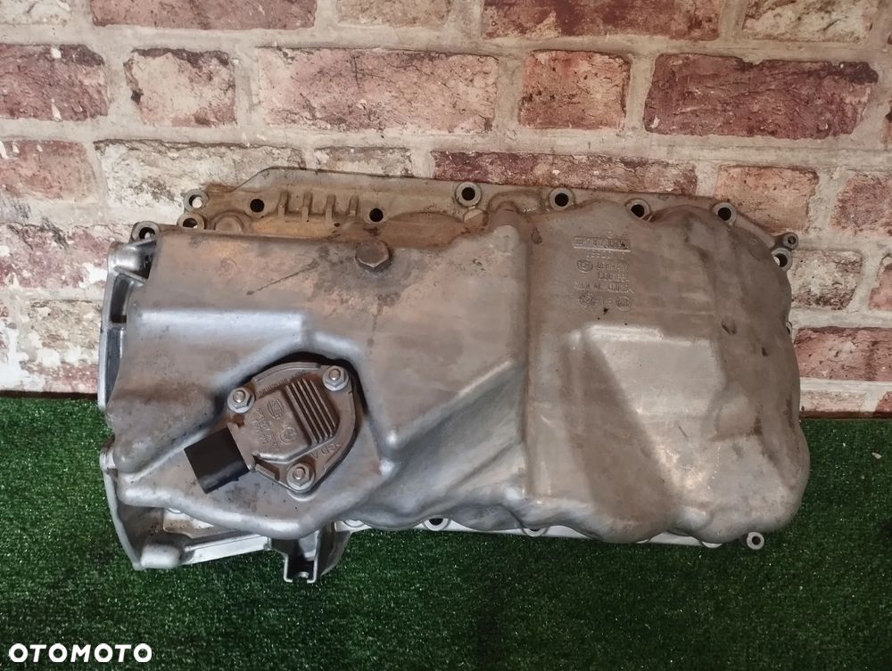 MISKA OLEJOWA 7812360 13992010 BMW F10 2.0D 2013 ROK N47D20C - 4