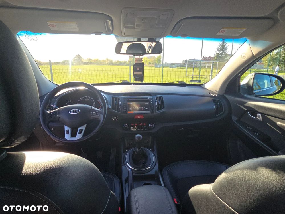 Kia Sportage 2.0 XL 2WD - 11