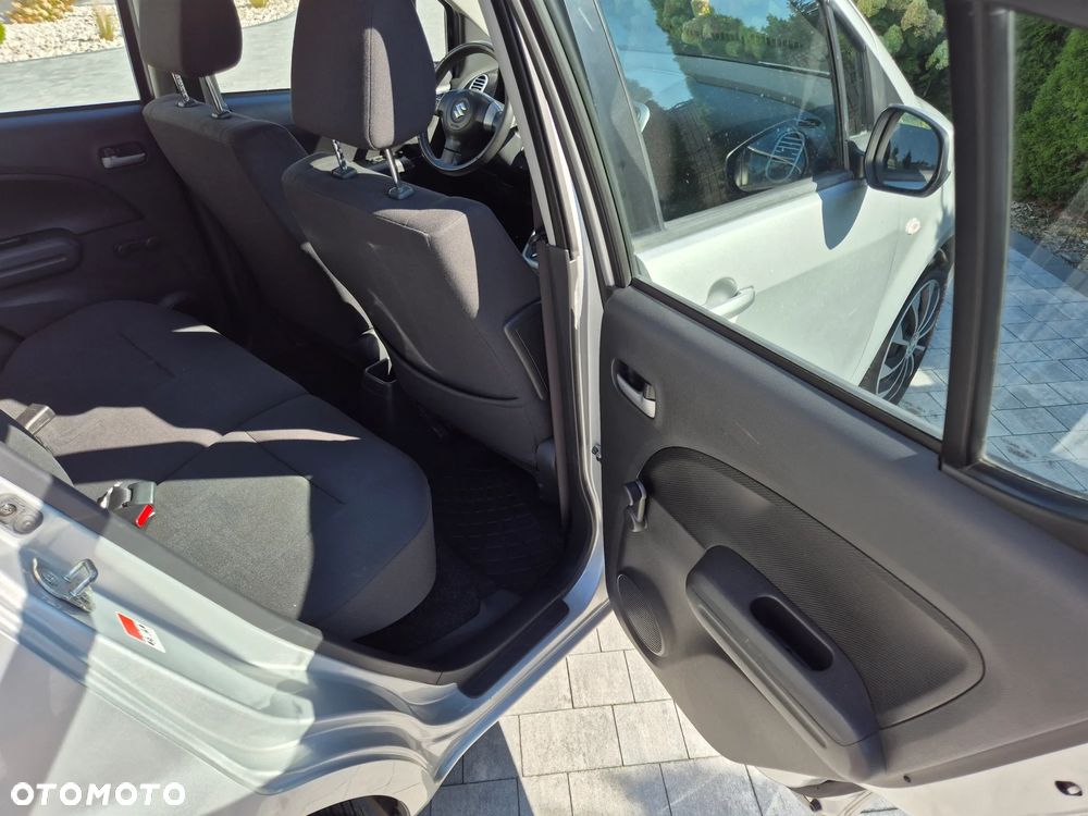Suzuki Splash - 11