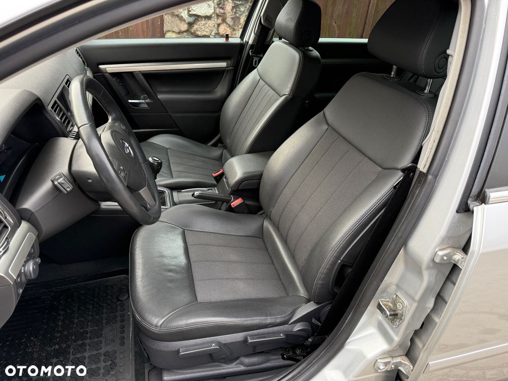 Opel Vectra 1.8 Caravan - 22