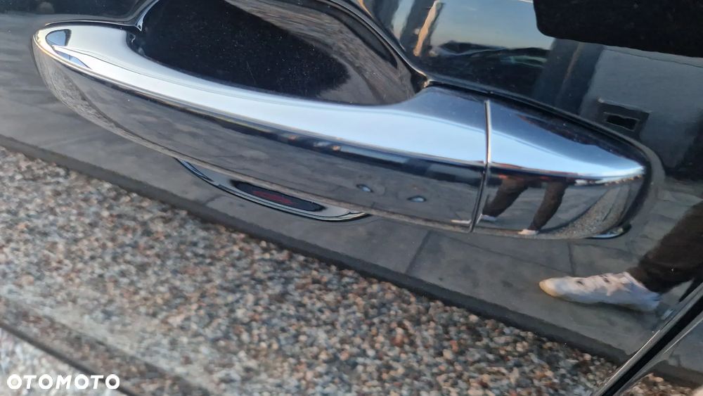 Renault Megane BLUE dCi 115 EDC BUSINESS EDITION - 29