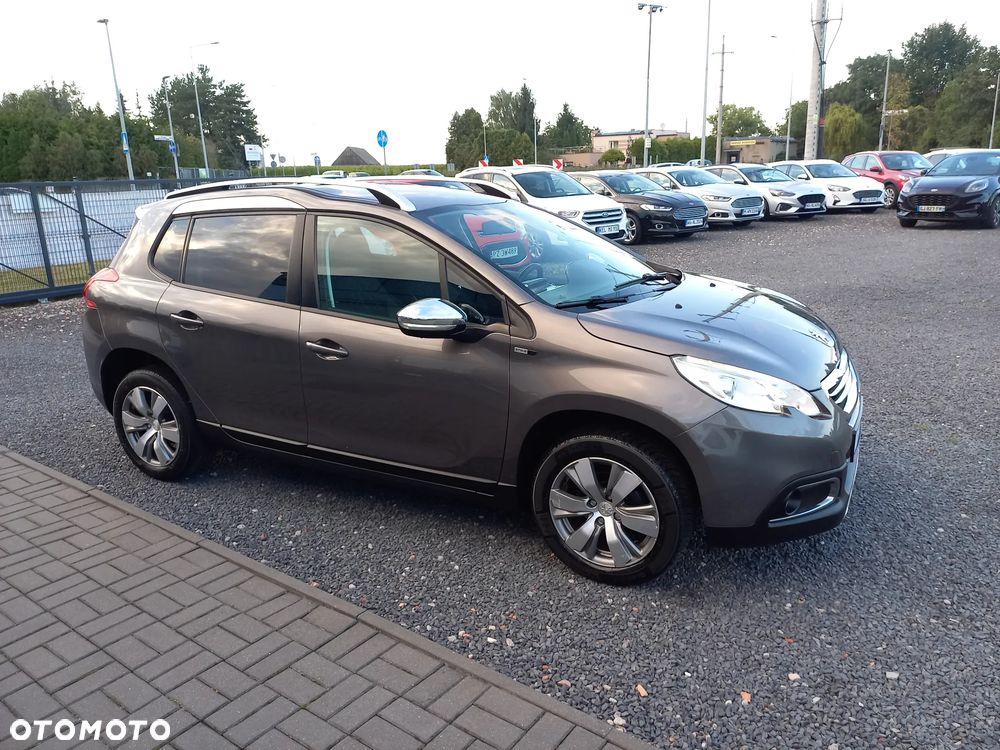 Peugeot 2008 e-HDi FAP 92 STOP & START Style - 8