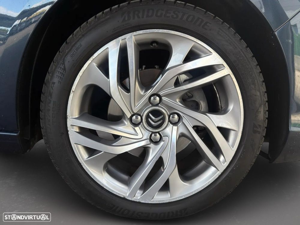 Citroën C4 1.6 e-HDi Exclusive J17 - 8
