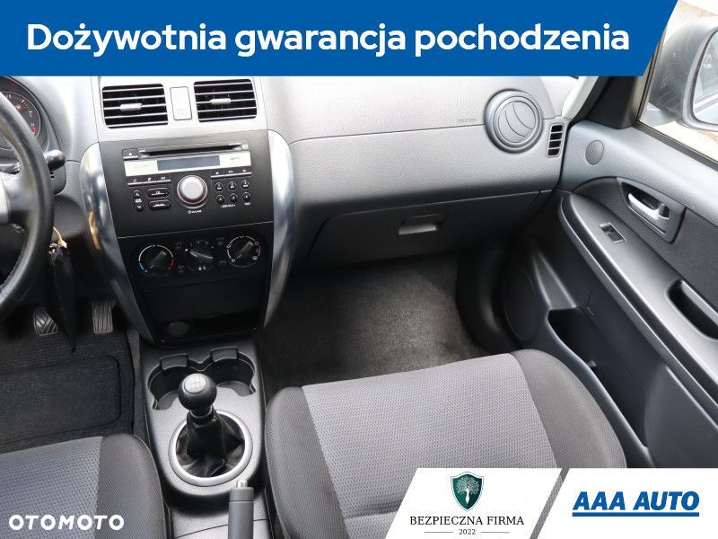 Suzuki SX4 - 9