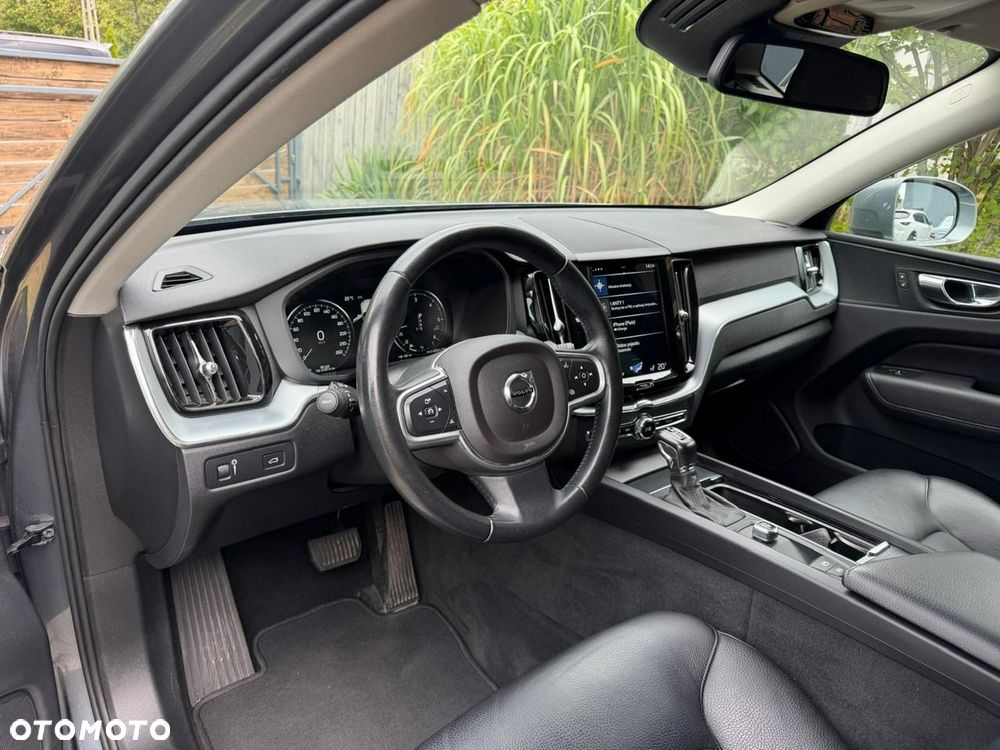 Volvo XC 60 D4 SCR Momentum - 10