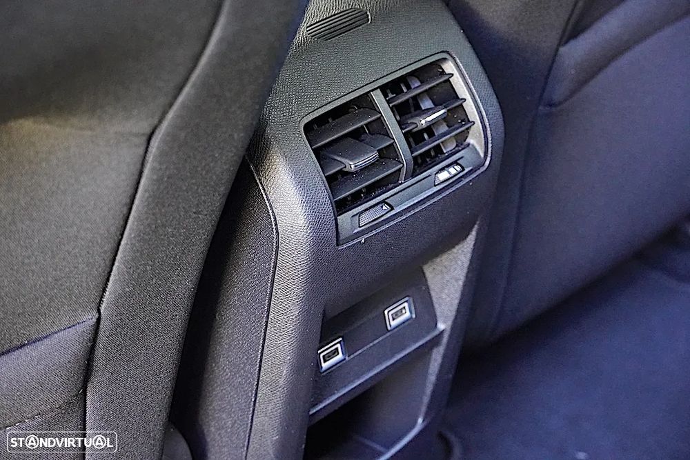 Peugeot 308 SW 1.6 Hybrid Allure Pack e-EAT8 - 20