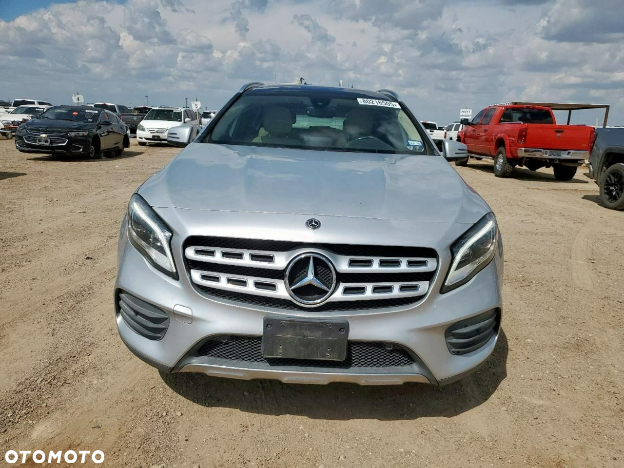 Mercedes-Benz GLA - 7