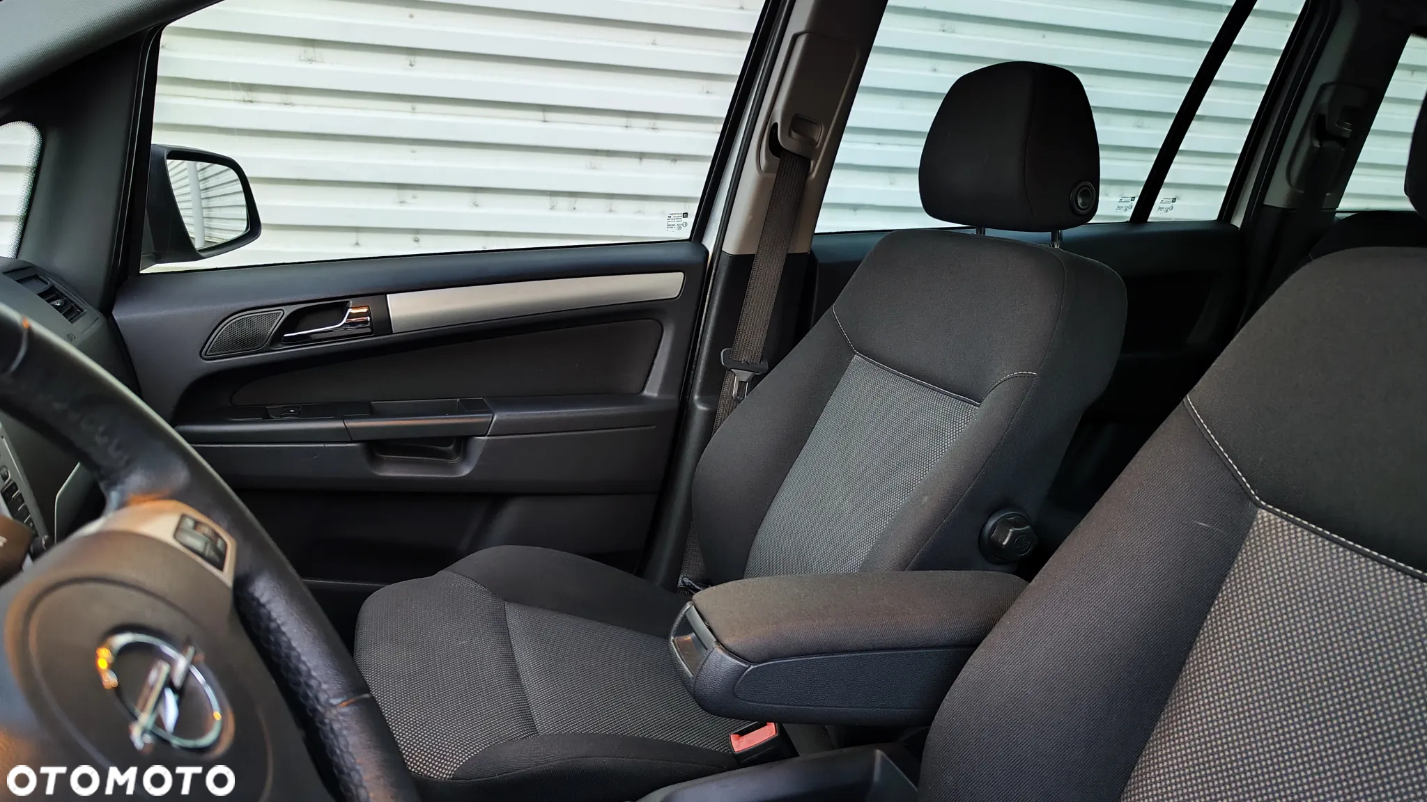 Opel Zafira - 19